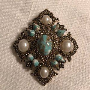 Sarah Coventry brooch